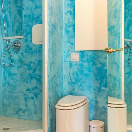 Sunny House アパート