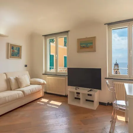 Sunny House Apartment *